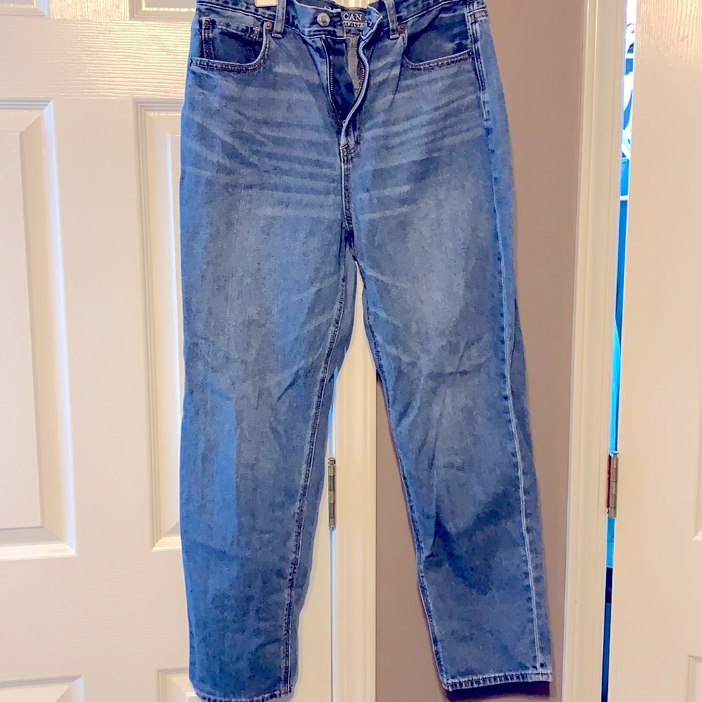 American Eagle Mom Jeans